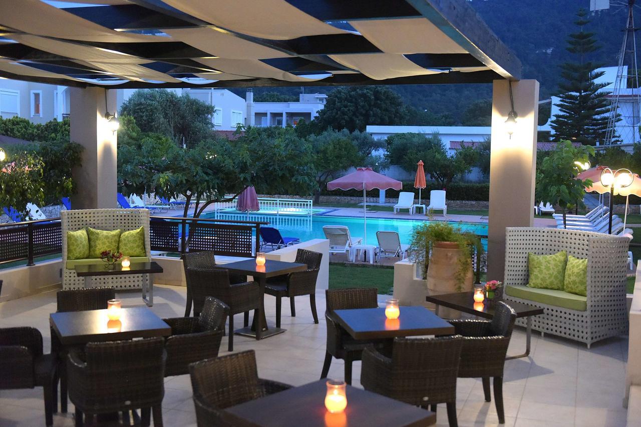 Santa Helena Hotel เอียลิซอส ภายนอก รูปภาพ